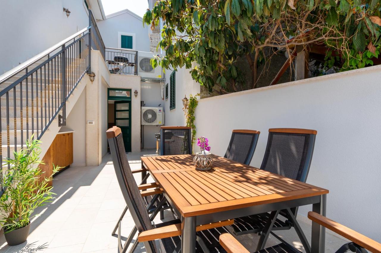 Luxury Apartments Azalea Primosten Exterior photo