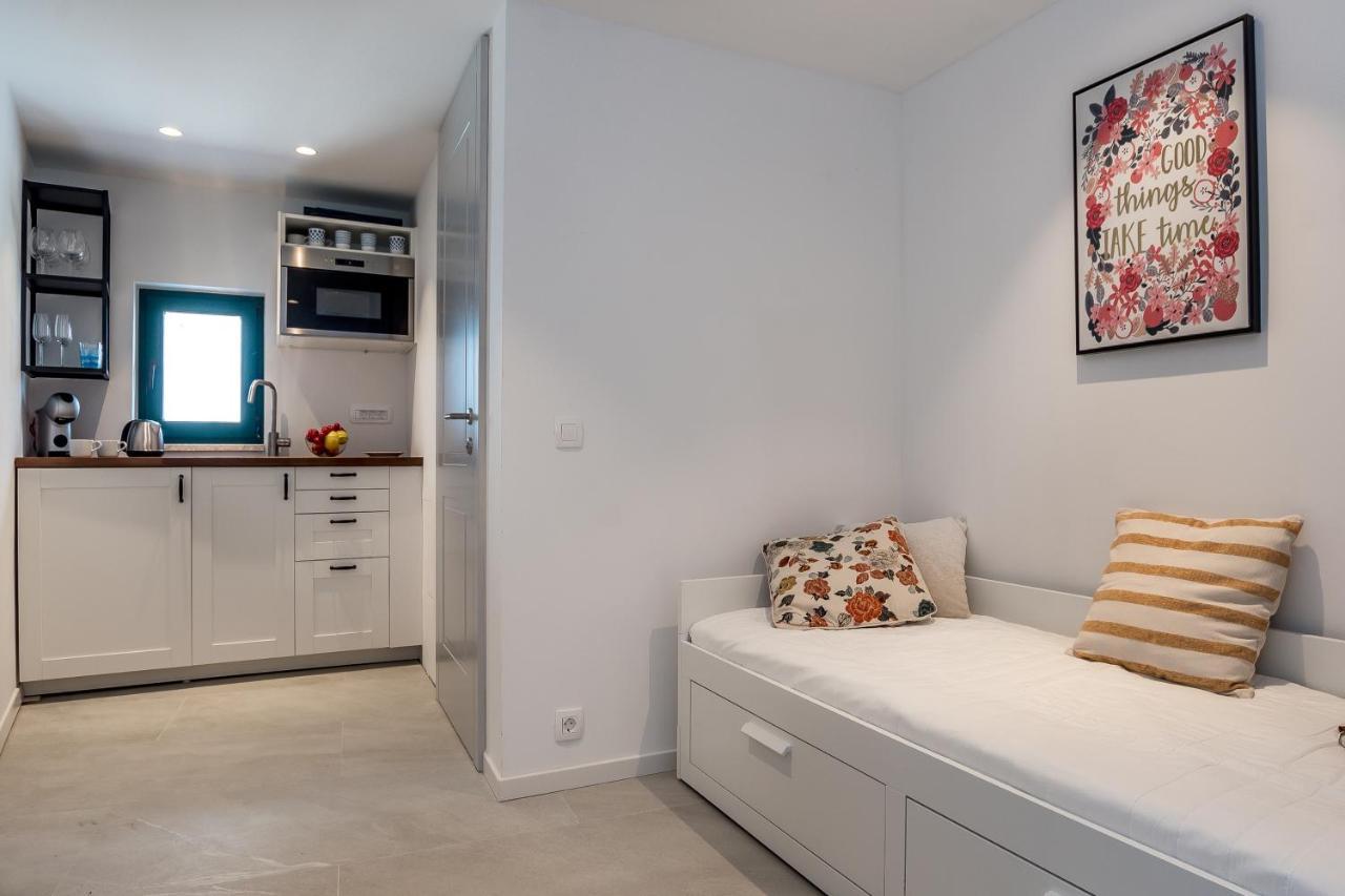 Luxury Apartments Azalea Primosten Exterior photo