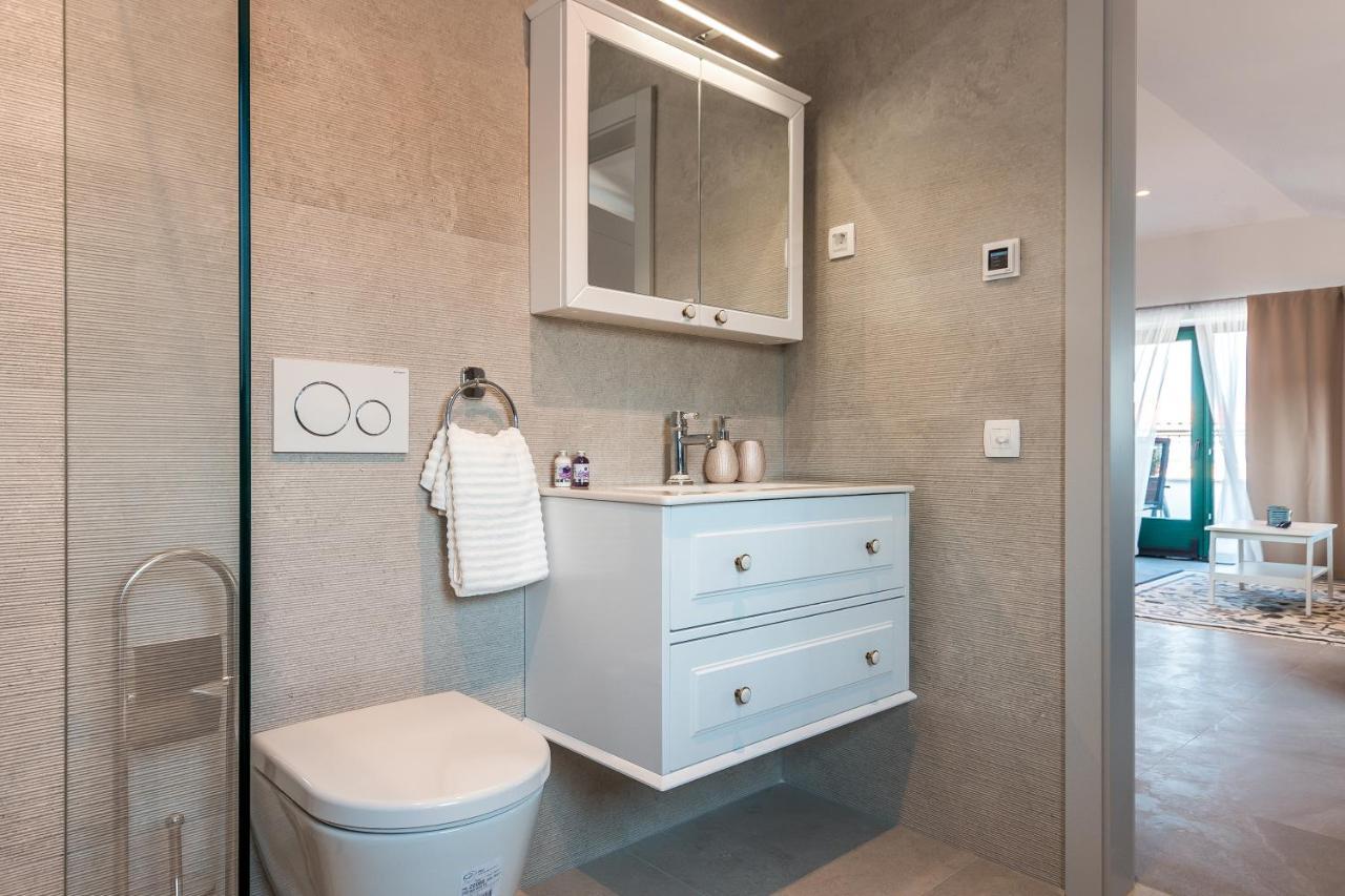 Luxury Apartments Azalea Primosten Exterior photo