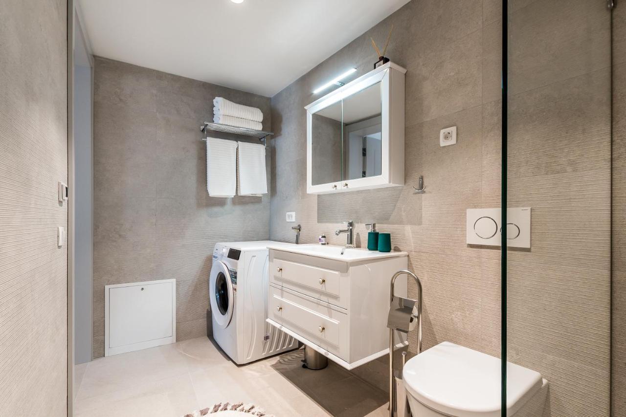 Luxury Apartments Azalea Primosten Exterior photo